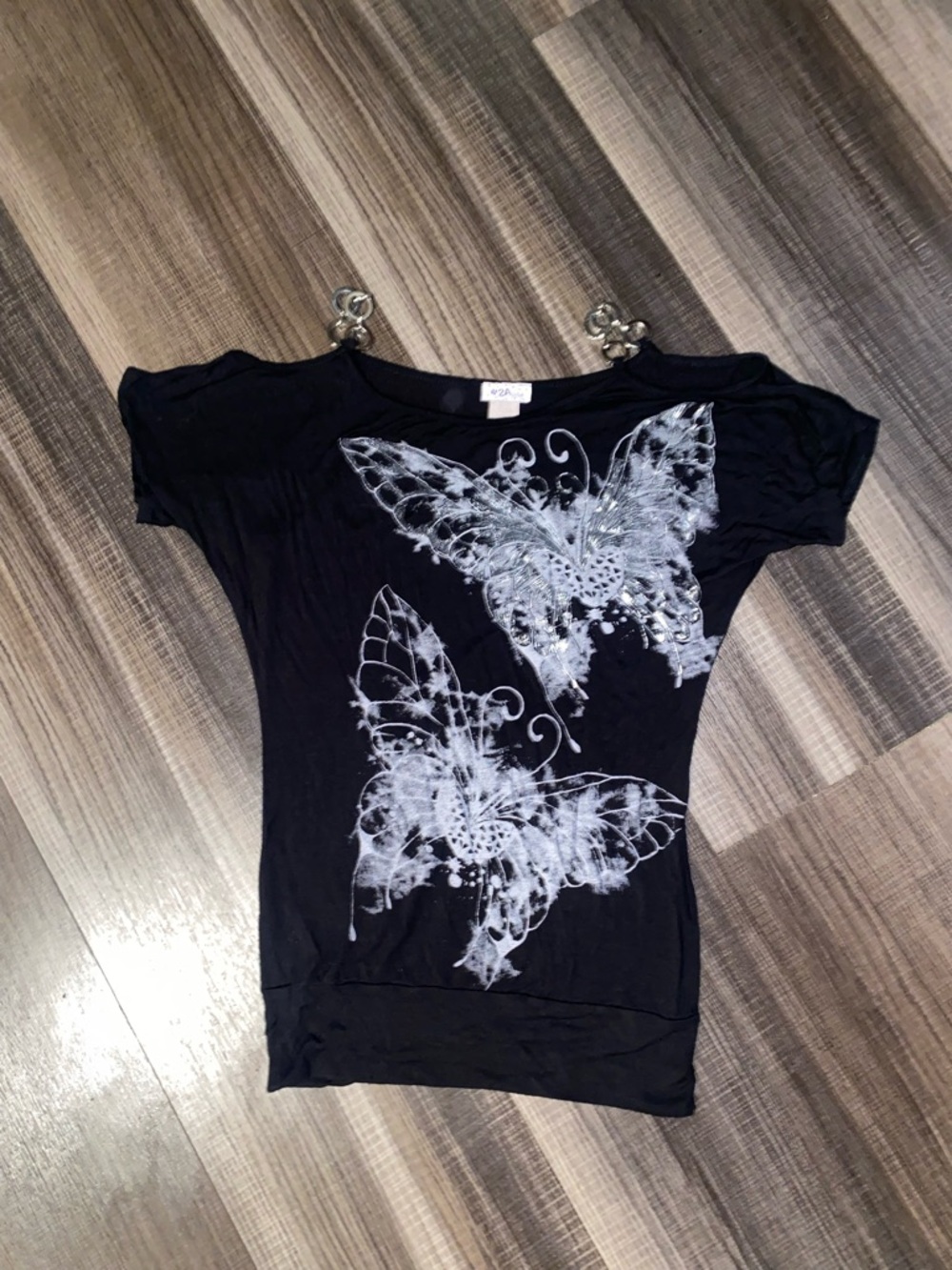 Y2K Women’s Black Butterfly Graphic cold shoulder Tee
